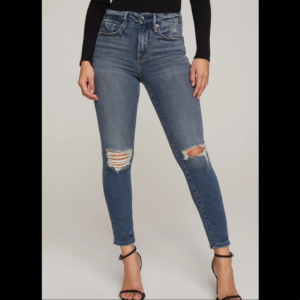 Good American. Good Legs Crop